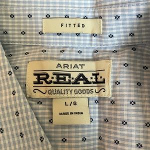 Ariat REAL fitted button down